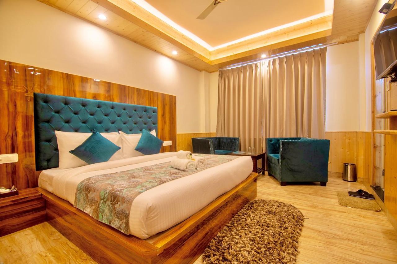 North Deodar Avenue, Manali Екстер'єр фото