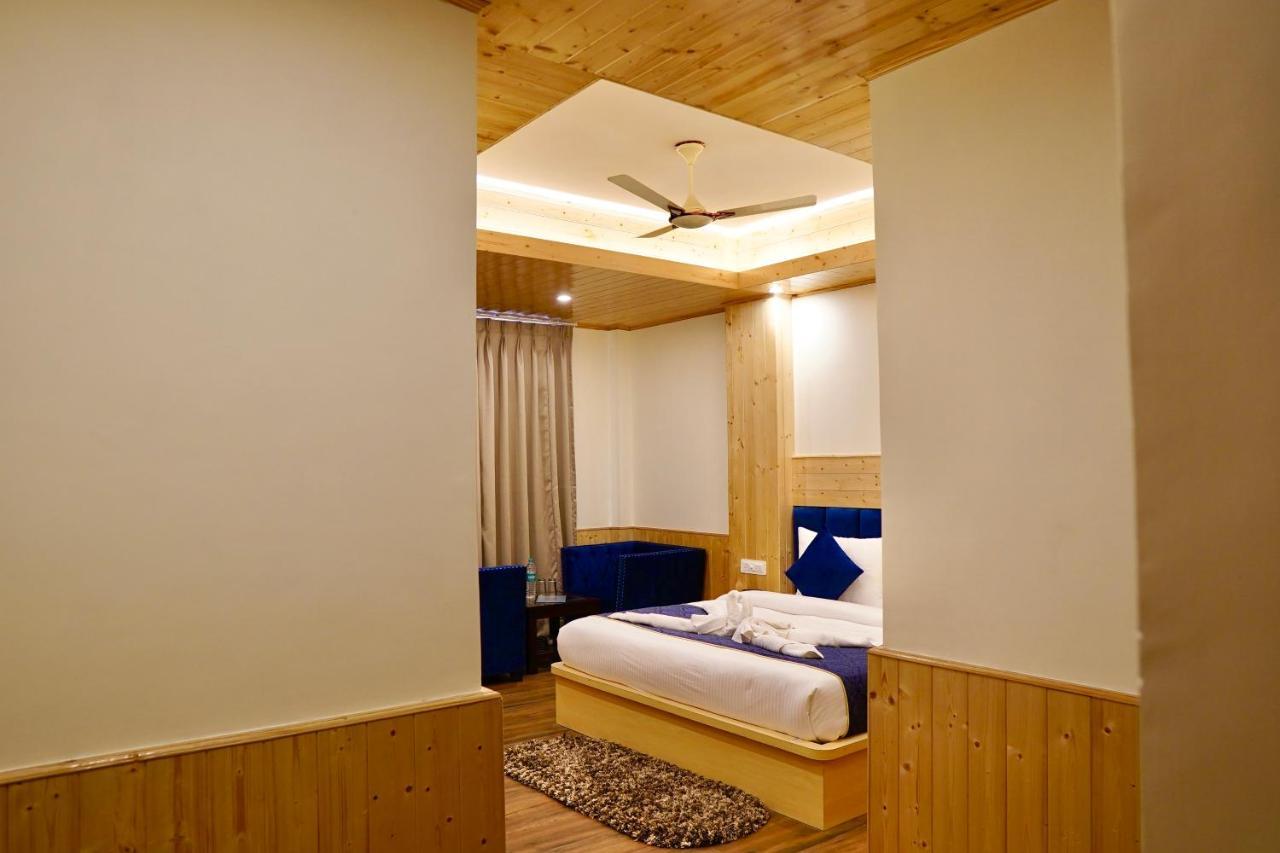 North Deodar Avenue, Manali Екстер'єр фото