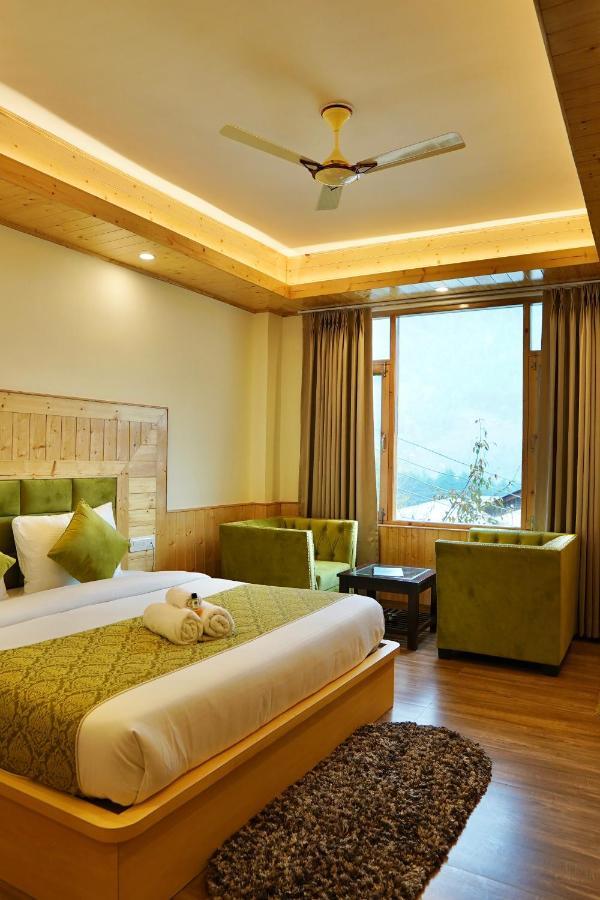 North Deodar Avenue, Manali Екстер'єр фото